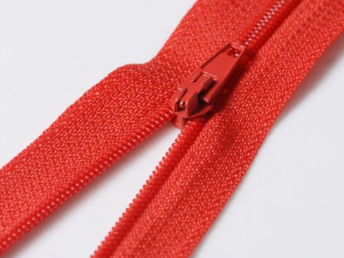 China Factory Wholesale Auto Lock No 3 3 Nylon Zipper Close Ended