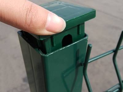 kerítés oszlop tető