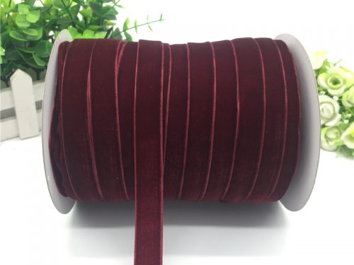 bordó bársony szalag