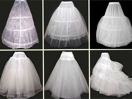 menyaszzonyi ruha merevito